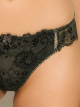 Carregar imagem no visualizador da galeria, Calcinha Biquíni Renda Midnight Verde Beetle