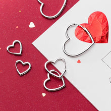 Carregar imagem no visualizador da galeria, Brincos Argola Coração - Prata 925