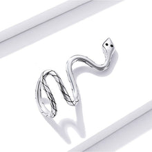 Carregar imagem no visualizador da galeria, Brinco Clip Serpente - Prata 925