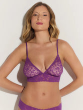 Carregar imagem no visualizador da galeria, Sutiã Triângulo Renda Sweet Lace Roxo Orquidea
