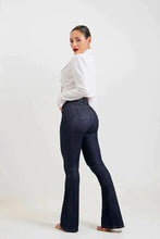Carregar imagem no visualizador da galeria, CALÇA JEANS MODELADORA FANTÁSTICA
